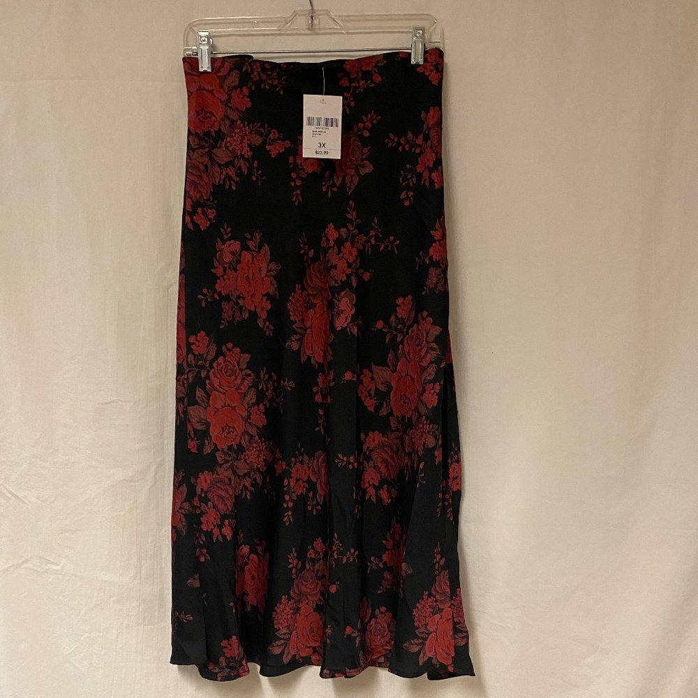 NWT 3x long floral skirt purchased at Forever 21